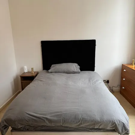 In The Heart Of Villa Leeds (West Yorkshire)